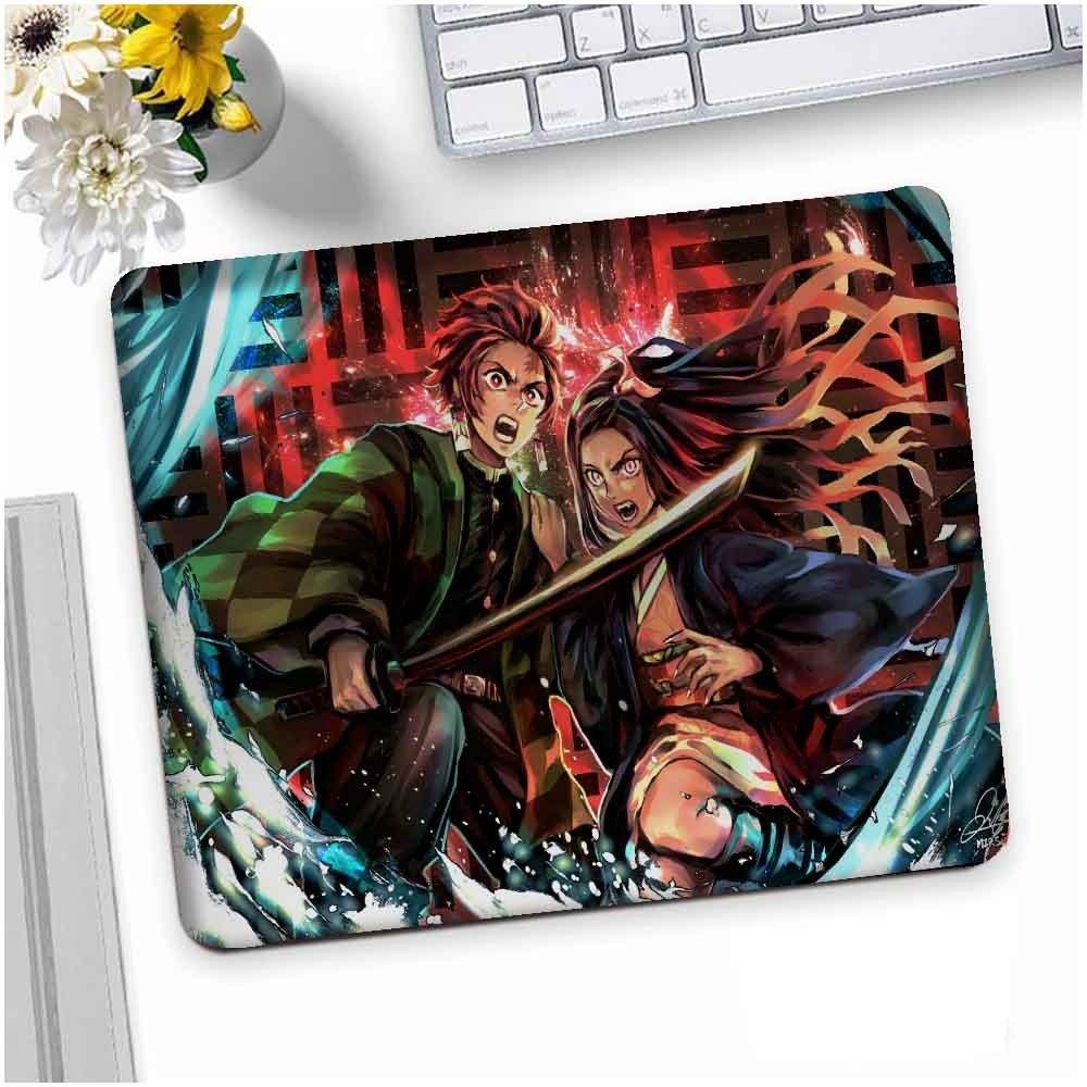attack on titan mouse pad